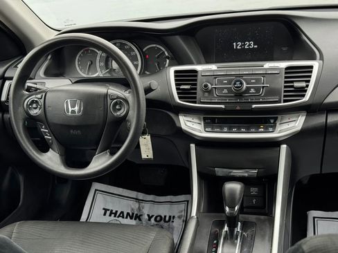 Used 2014 Honda Accord LX image 19