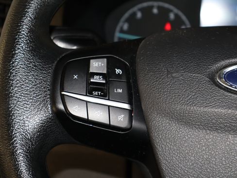 Used 2023 Ford Transit 350 XLT image 21