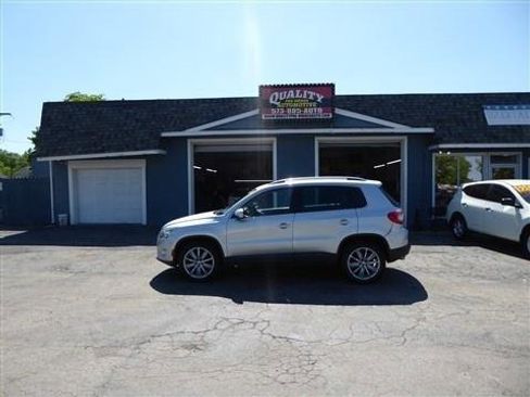 Used 2011 Volkswagen Tiguan S AWD/4WD image 1