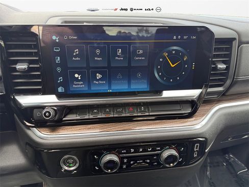 Used 2022 Chevrolet Silverado 1500 LT image 13