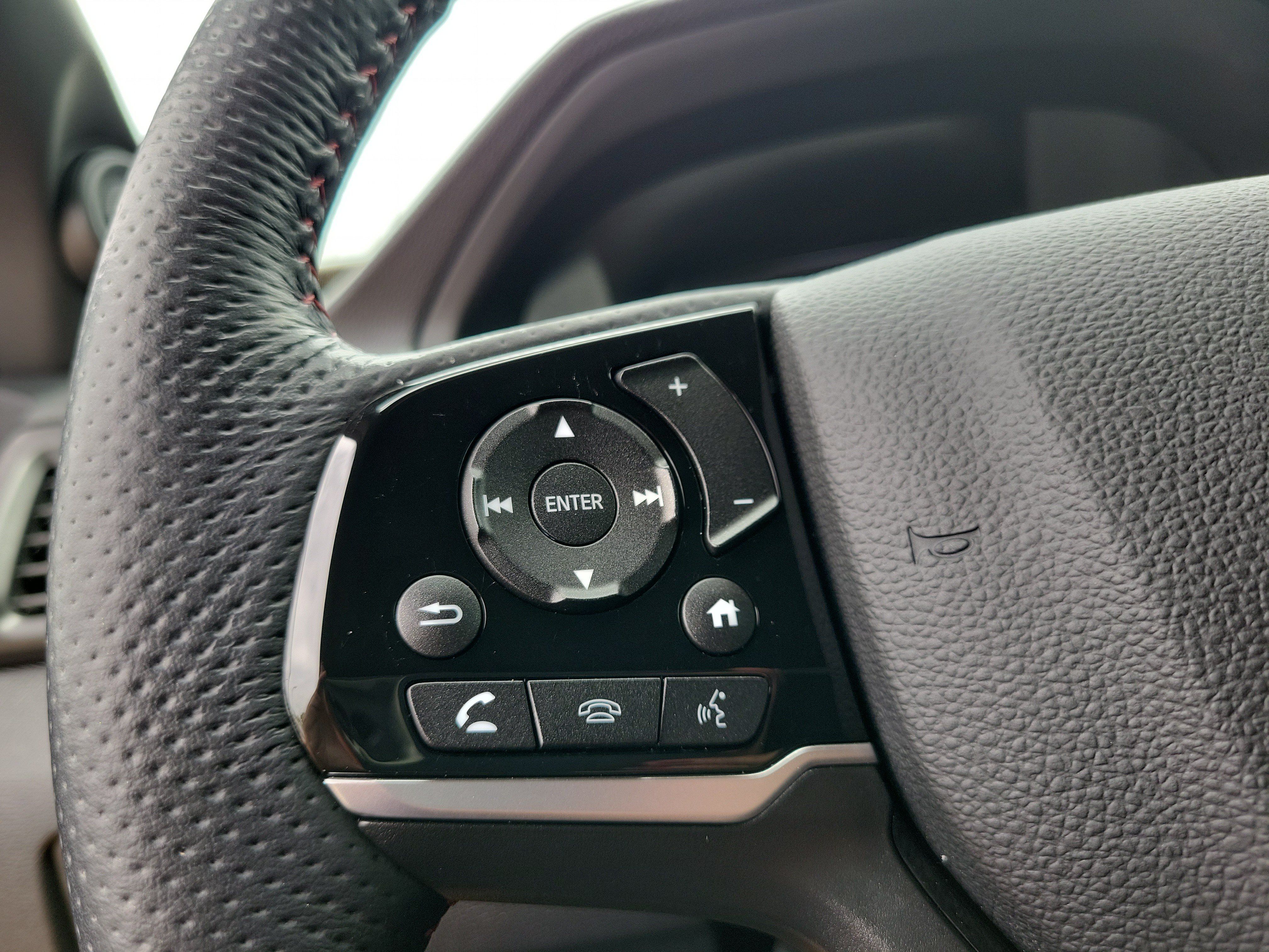Used 2025 Honda Passport Black Edition image 27