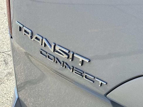 Used 2022 Ford Transit Connect XLT FWD image 17