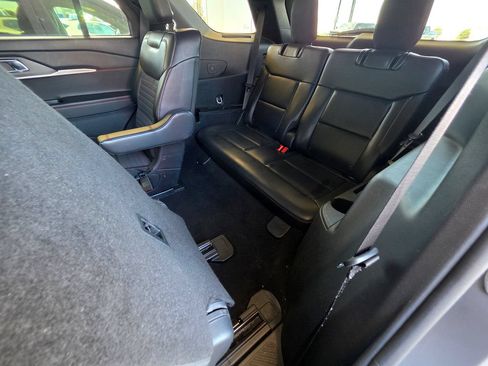 Used 2025 Ford Explorer ST-Line AWD/4WD image 71