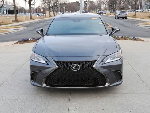 Used 2022 Lexus ES 350 F Sport image 3