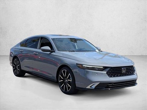 New 2026 Honda Accord Touring image 7