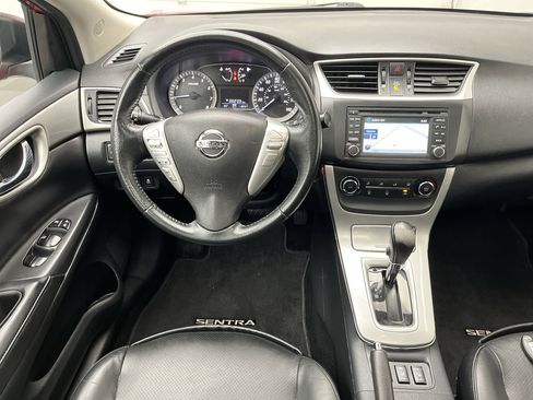 Used 2015 Nissan Sentra SR w/ SR Premium Package image 13