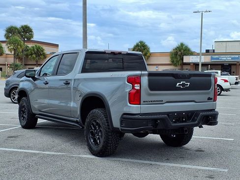 Used 2024 Chevrolet Silverado 1500 ZR2 w/ ZR2 Bison Edition AWD/4WD image 5