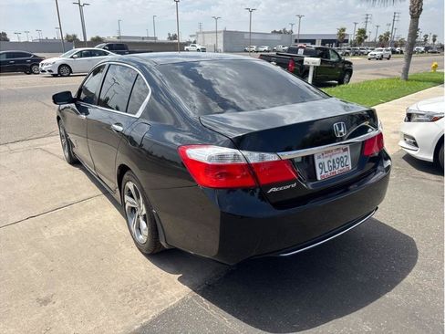 Used 2015 Honda Accord EX image 7