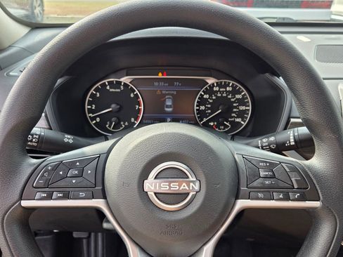 Used 2024 Nissan Altima 2.5 SV image 24