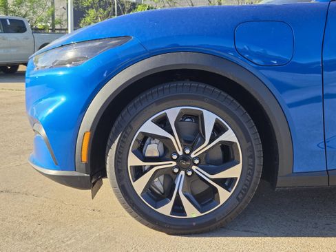 New 2026 Ford Mustang Mach-E Select image 5