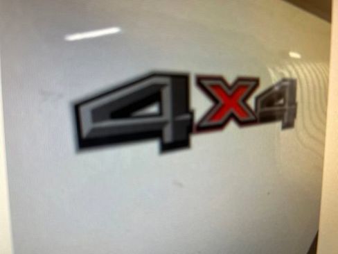 Used 2024 Ford F250 XLT AWD/4WD image 3