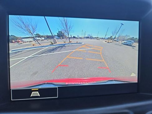 Used 2022 GMC Terrain SLT image 13