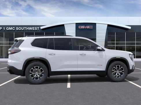 New 2026 GMC Acadia AT4 w/ Luxury Package image 5
