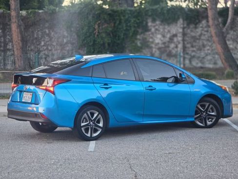 Used 2022 Toyota Prius XLE FWD image 7