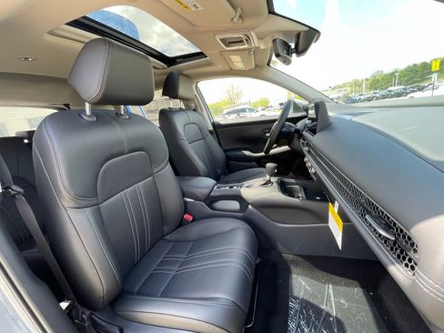 New 2026 Honda HR-V EX-L image 11