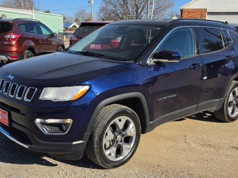 Used 2021 Jeep Compass Limited image 2