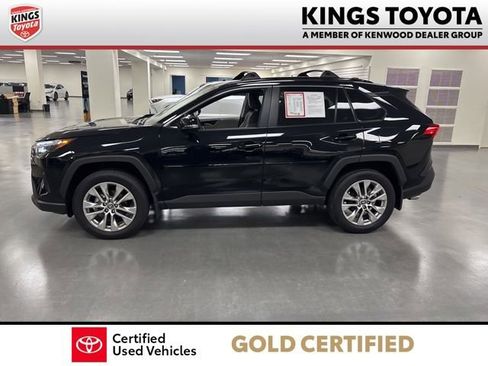 Certified 2025 Toyota RAV4 XLE Premium image 5