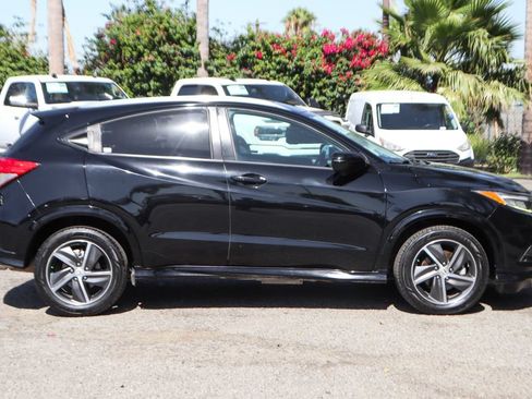 Used 2019 Honda HR-V Touring image 10
