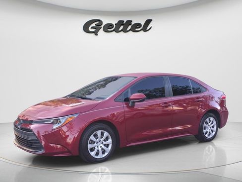 Certified 2023 Toyota Corolla LE FWD image 1