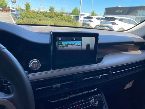 Used 2022 Lincoln Corsair Reserve image 17