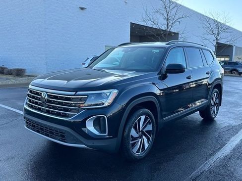 New 2026 Volkswagen Atlas SE image 3