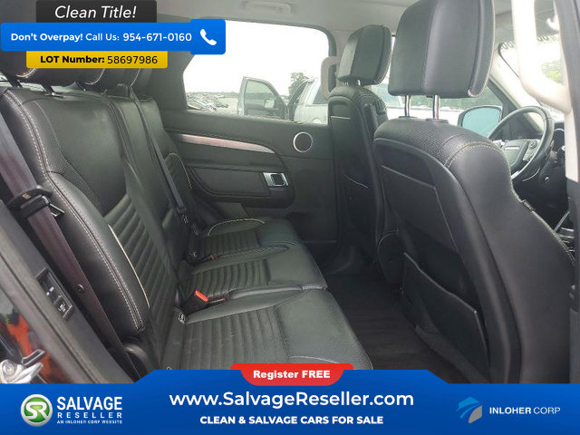 Used 2017 Land Rover Discovery First Edition AWD/4WD image 13