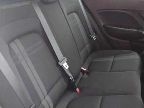 Used 2020 Hyundai Venue SEL image 9