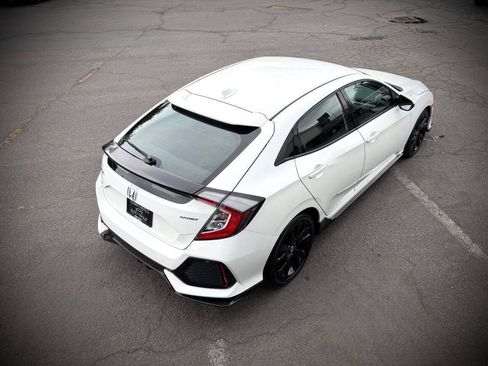 Used 2018 Honda Civic Sport image 7