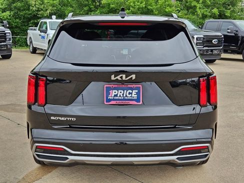 Used 2023 Kia Sorento SX FWD image 7