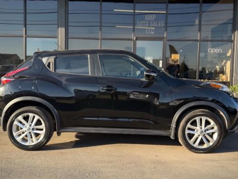 Used 2016 Nissan Juke S image 2