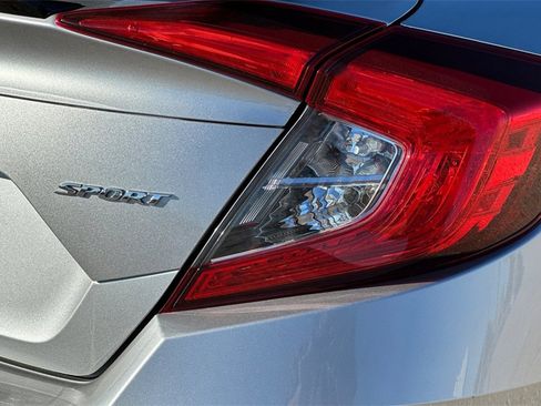Used 2021 Honda Civic Sport image 28
