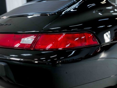 Used 1996 Porsche 911 Carrera image 22