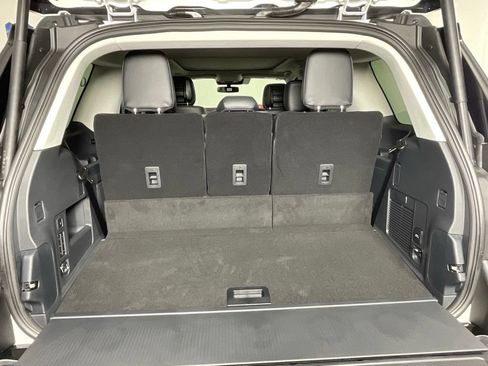 New 2026 Ford Expedition Platinum w/ Driver's Package AWD/4WD image 11