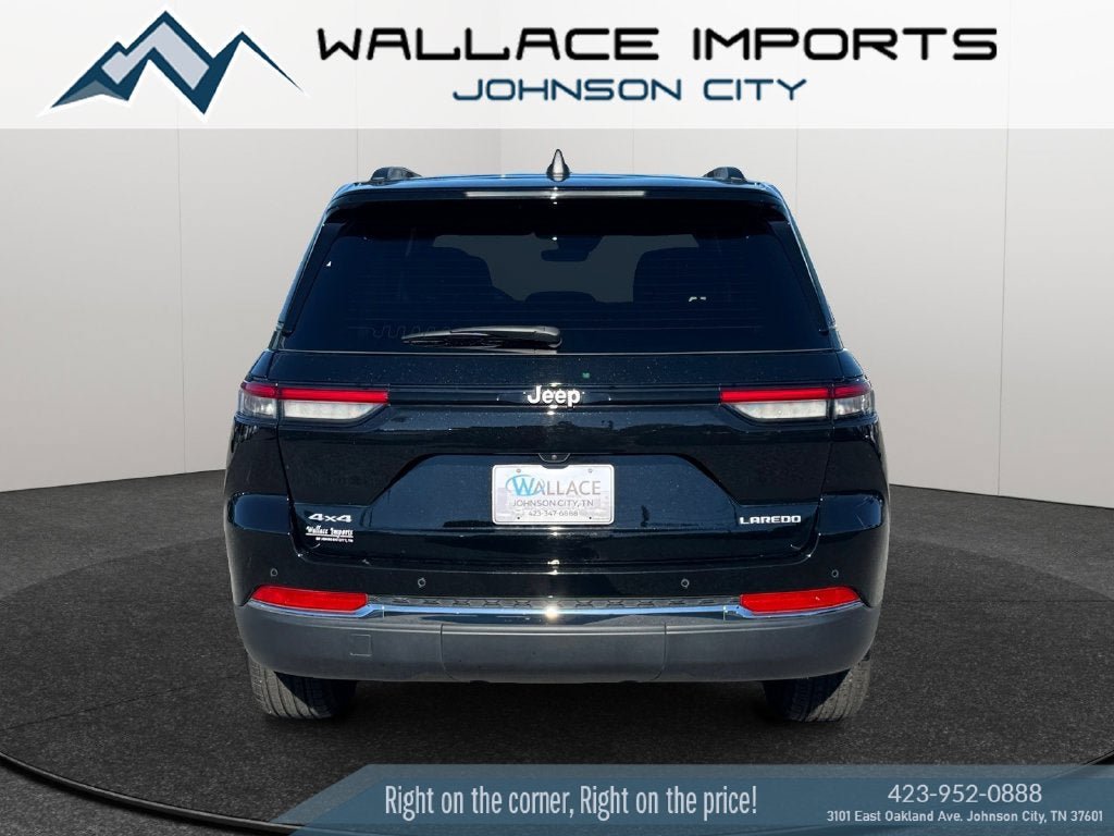 Used 2025 Jeep Grand Cherokee Laredo X w/ Luxury Tech Group I AWD/4WD image 4
