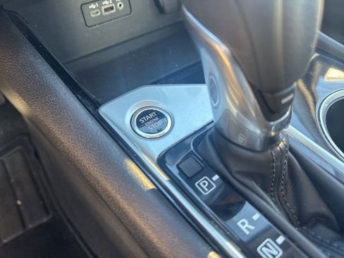 Used 2024 Nissan Altima 2.5 SV image 15