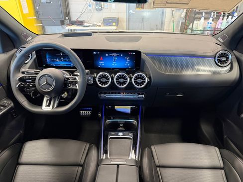 New 2026 Mercedes-Benz GLA 35 AMG 4MATIC image 20