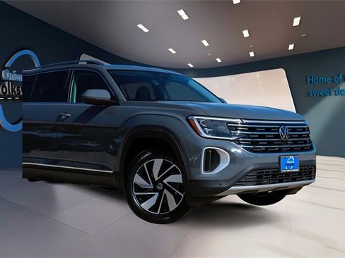 New 2026 Volkswagen Atlas SEL image 2