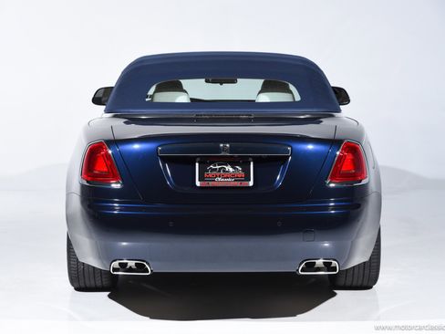 Used 2016 Rolls-Royce Dawn image 8