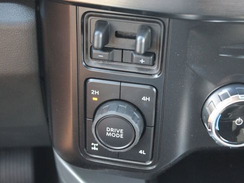 New 2025 Ford F350 Lariat w/ Lariat Ultimate Package image 28