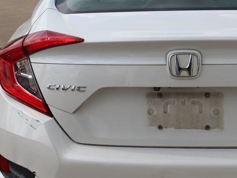 Used 2019 Honda Civic LX image 4