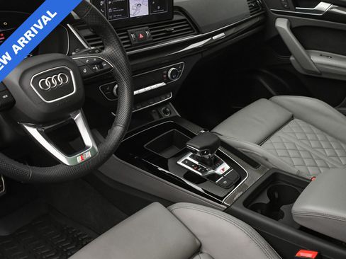 Used 2025 Audi SQ5 Premium Plus image 38