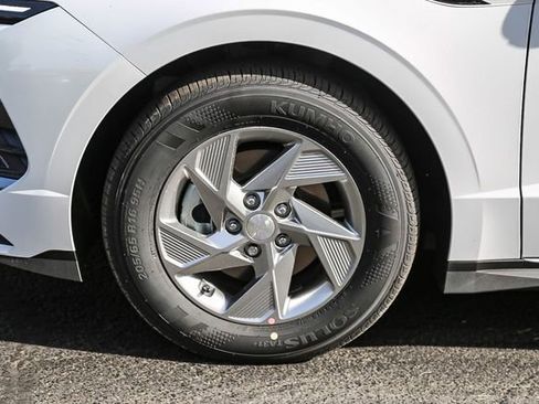 Certified 2025 Hyundai Sonata SE image 10