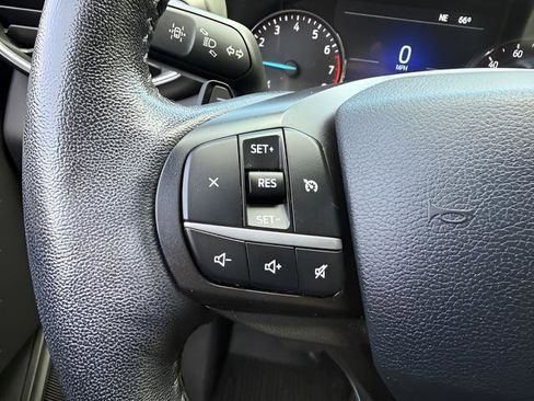 Used 2020 Ford Explorer XLT w/ Equipment Group 202A AWD/4WD image 19