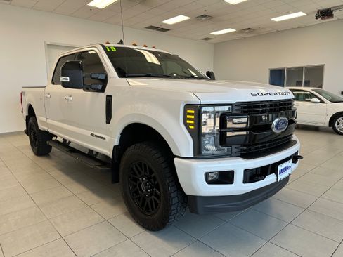 Used 2019 Ford F350 Lariat w/ Lariat Ultimate Package AWD/4WD image 4
