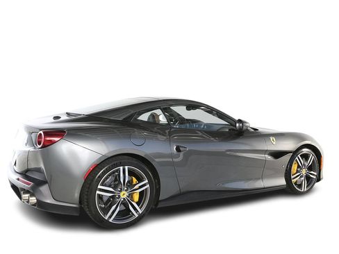 Used 2019 Ferrari Portofino RWD image 5