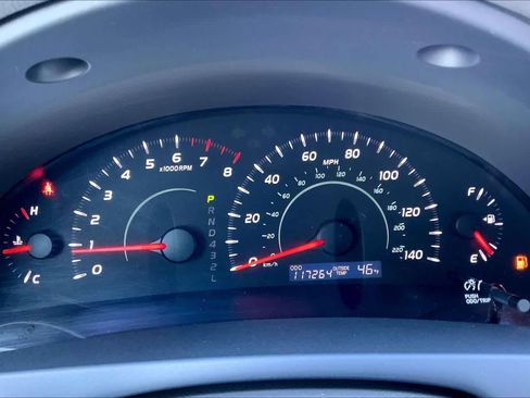 Used 2008 Toyota Camry LE image 25