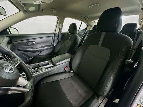 Used 2024 Nissan Sentra SV image 13