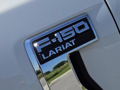 Used 2024 Ford F150 Lariat w/ Tow/Haul Package AWD/4WD image 11