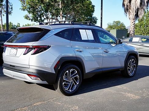 Certified 2025 Hyundai Tucson Limited AWD/4WD image 8