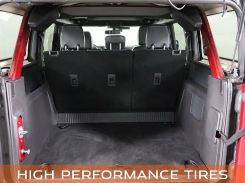 Used 2025 Ford Bronco Badlands AWD/4WD image 14